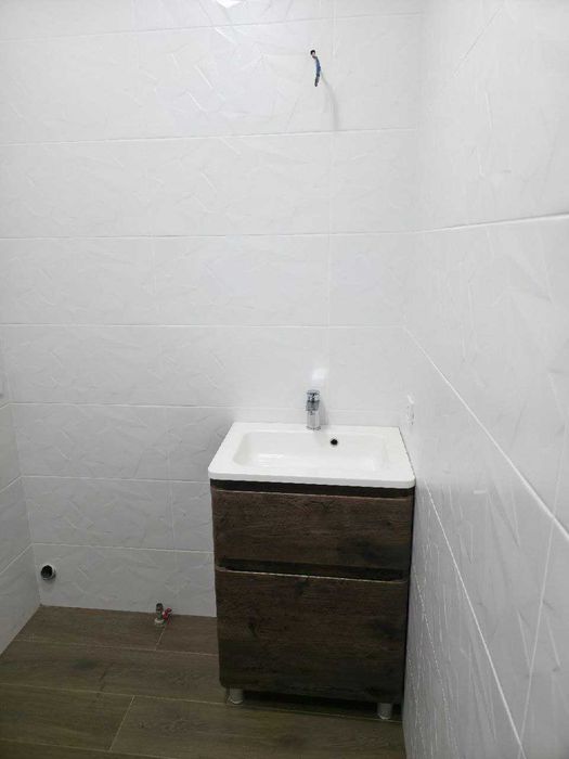 Продам 3 ком. кв-ру в п. Эсхар
