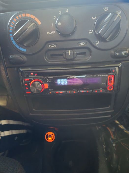 Автомагнитола Kenwood KDC 4051U