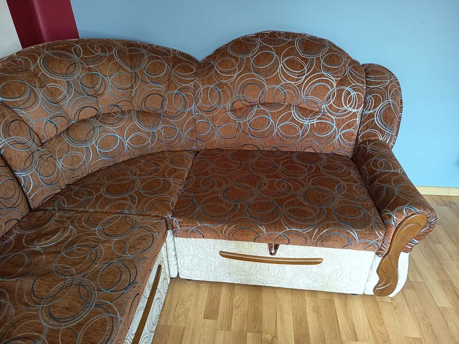Narożnik rozkładany z funkcją spania