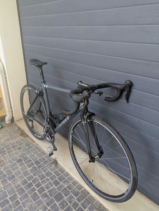 Kinesis Aithein 2020 Tam. 53 Ultegra/105 com potenciómetro Power2Max