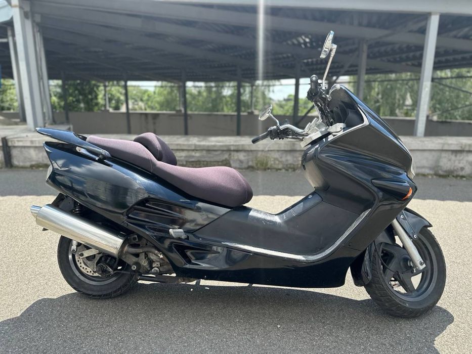 Honda Forza 250 • Макси скутер • 250 кубов • Скутер