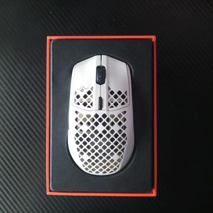 Rato Stellseries aerox 3 wireless