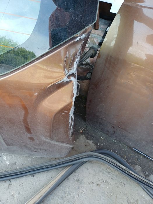 Ляда Renault Duster крышка багажника дверь