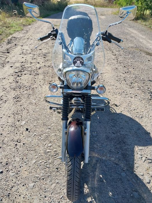 Баджадж Авенджер Круїз 220