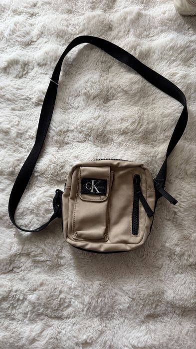 сумка через плече calvin klein