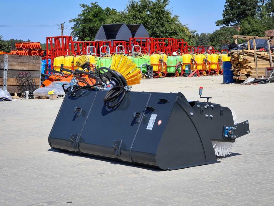 Łyżka ze szczotką INTERTECH 1,6 m / 1,8 m / 2,0 m / 2,2 m / 2,4 m