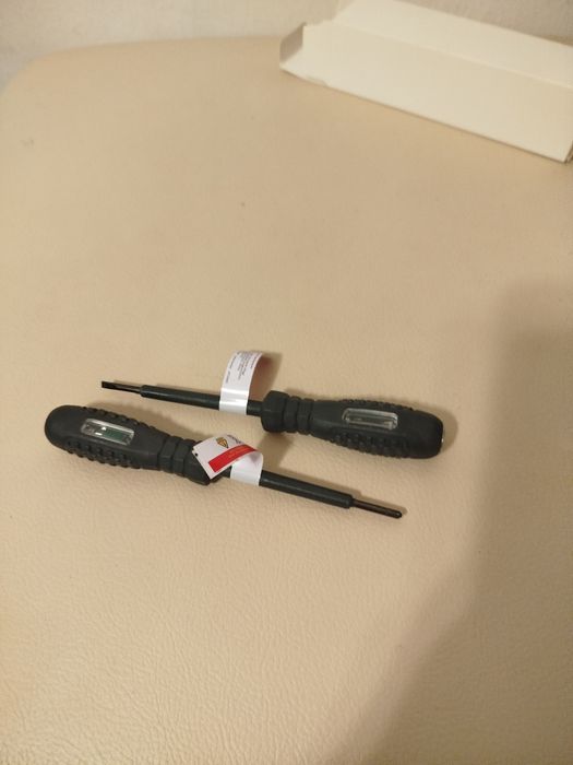 Zestaw próbników elektrycznych (2 szt.) – faza, ciągłość, magnes