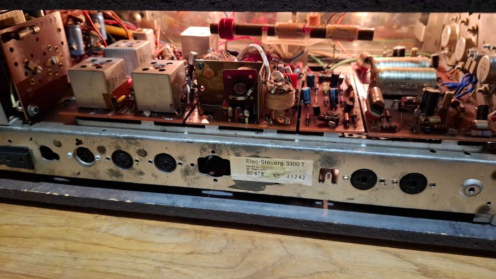 Elac 3300 T  ( Telefunken Saba)