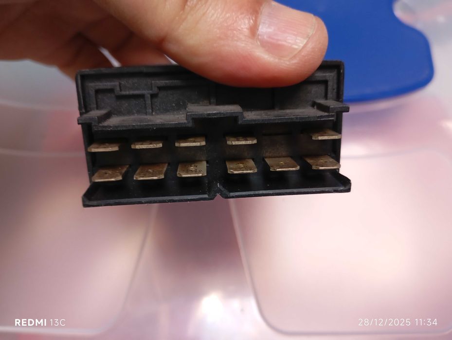 BOSCH  Relé de sequência sonora BENZ, Smart, BMW e outros