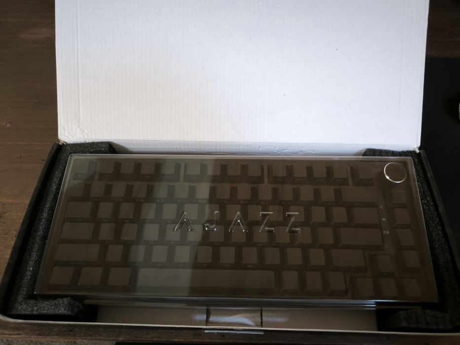 Vendo teclado AJAZZ AK820