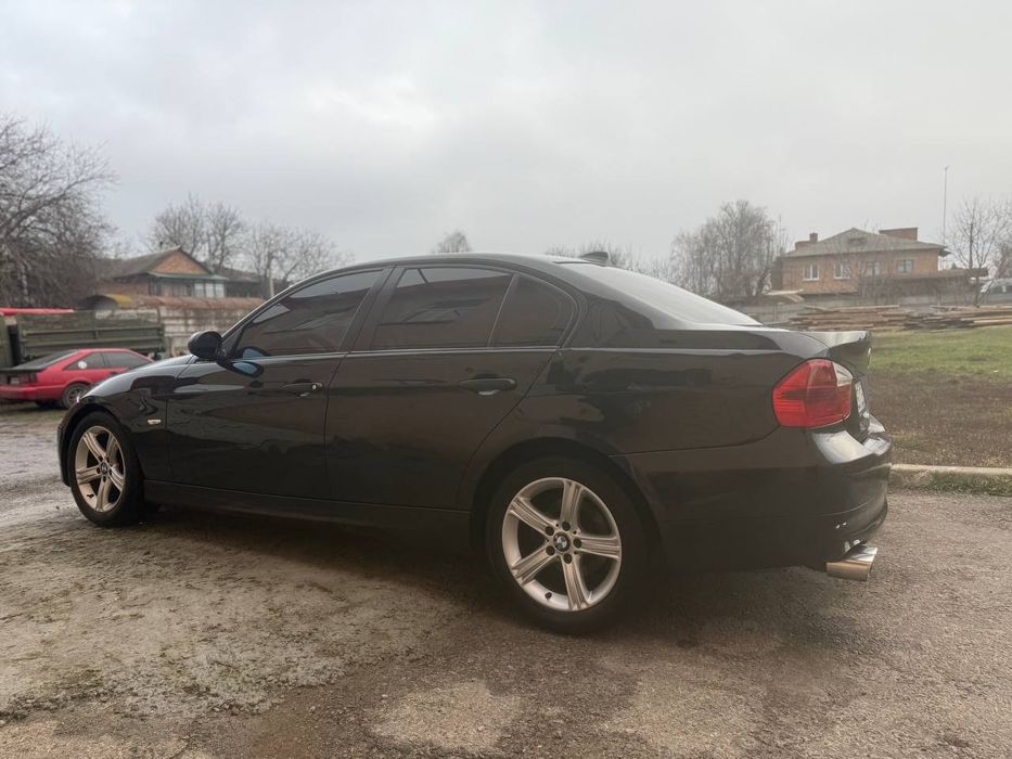 Продам BMW E90 газ- бенз