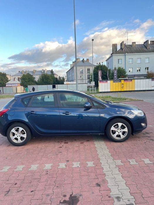 Opel Astra Opel Astra J 2012 rok