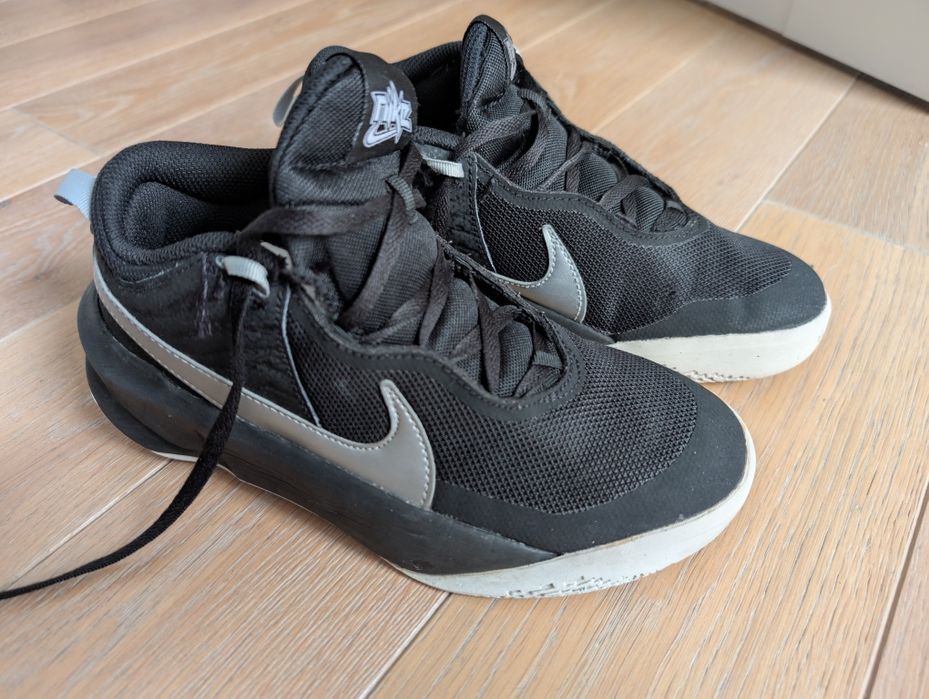 Buty NIKE TEAM HUSTLE CW6735 r. 36 buty do koszykówki dziecięce