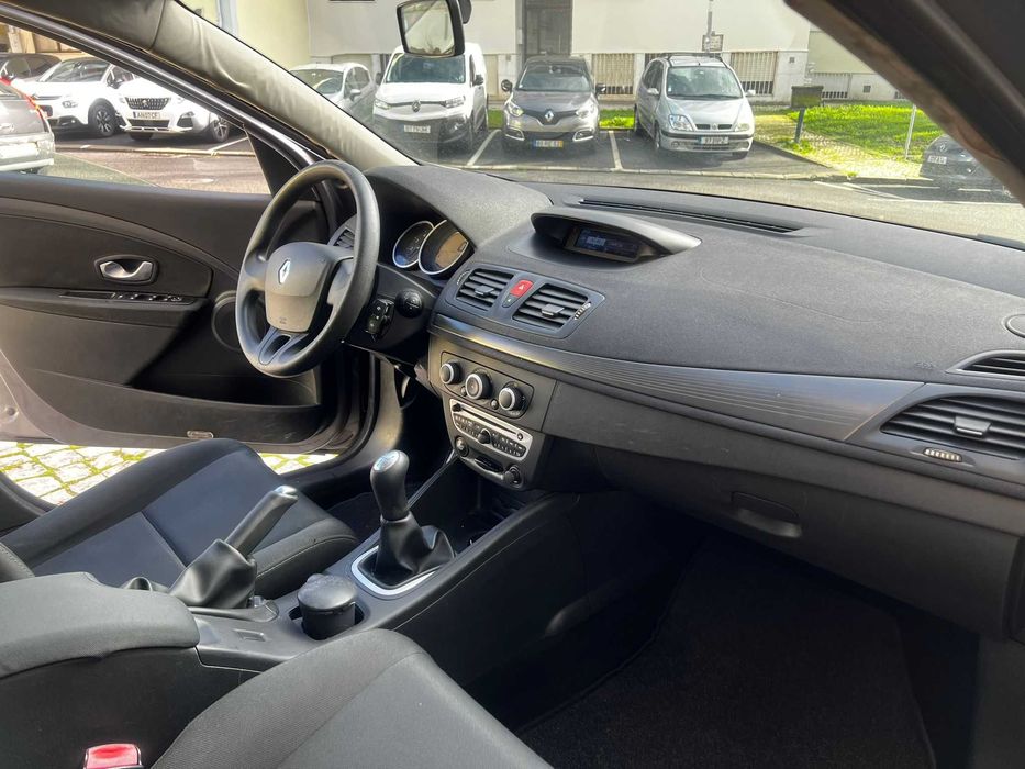 Renault Megane 1.5 DCI Dynamic Break (1 Dono) - Como Nova