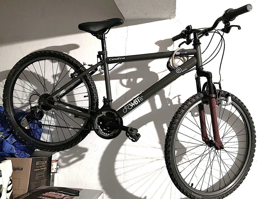 Bicicleta WBT Esmaltina Semi-nova