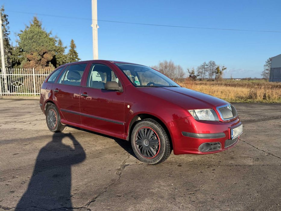 Skoda Fabia 1,2 benz * klima * zarejestrowana *