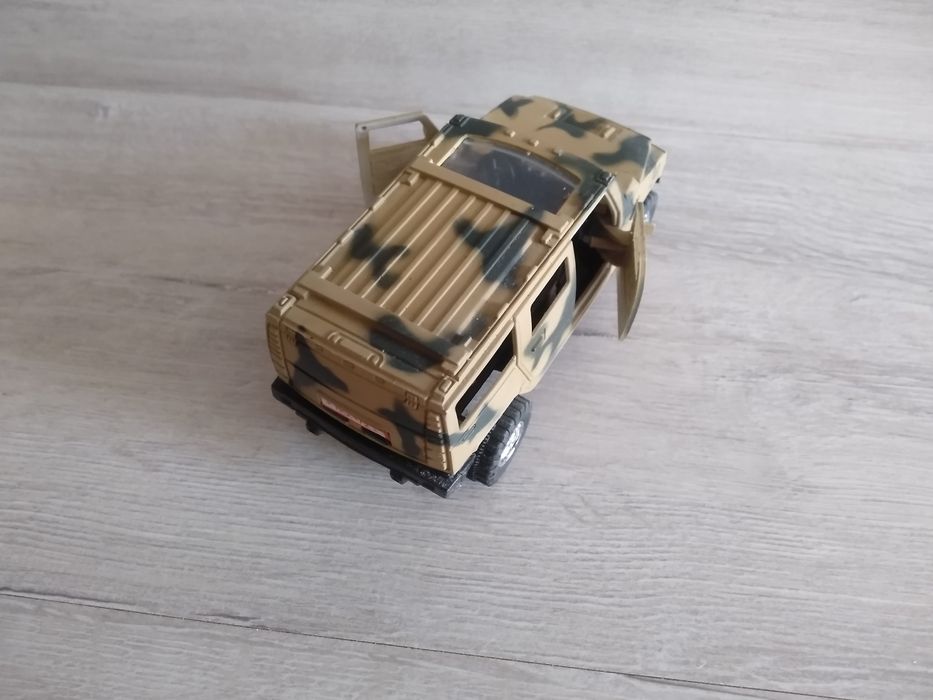 Джип  Hummer  H2