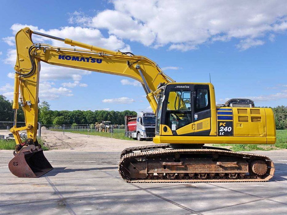 WYNAJEM/Koparki do 40 t/ŁADOWARKI/Wozidła/WALCE 15 t/Wynajem zagranice