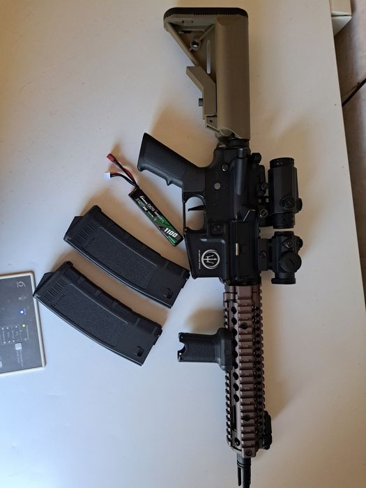 Réplica rossi  marsoc