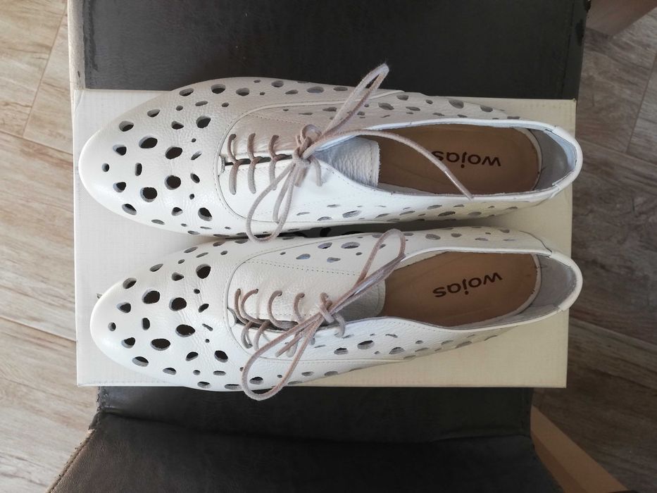 Buty ażurowe Wojas