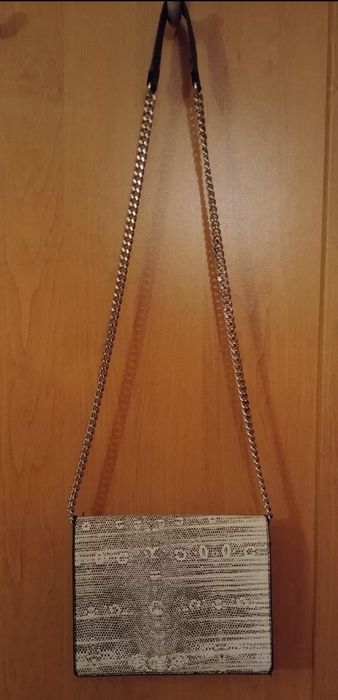 Elegancka torebka na łańcuszku H&M
