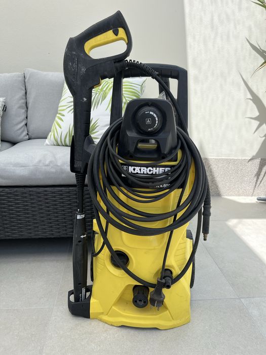 Máquina de Lavar à Pressão Kärcher K 4.600 com Lança Vario Power (Como Nova)