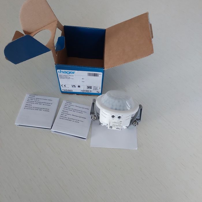 Hager TXD503 czujnik detektor ruchu