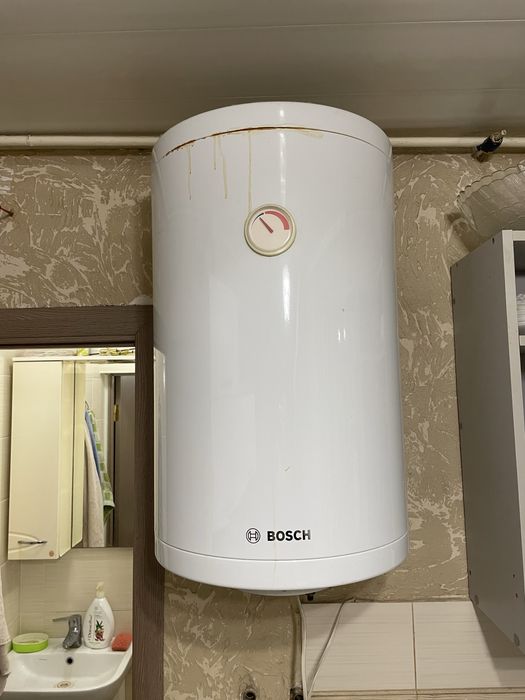 Продам бойлер Bosch на запчасти