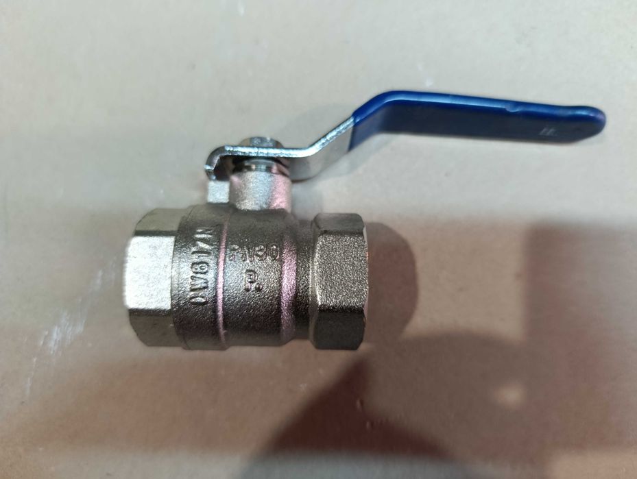 Zawór kulowy 2 1/2"