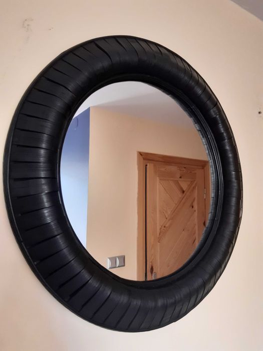 lustro okrągłe czarne