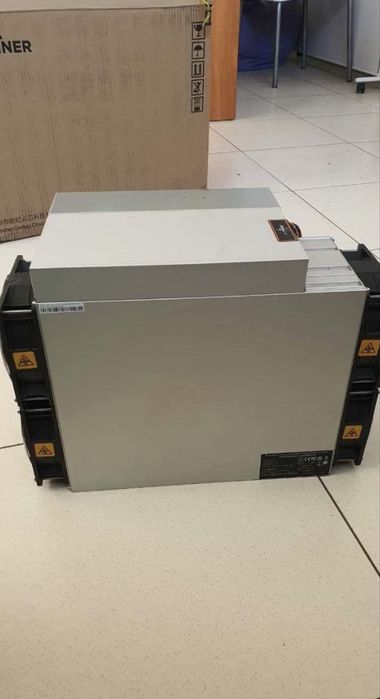 Asic Antmainer mainer bitmain T19 84Th