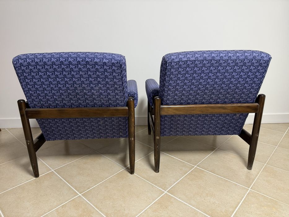 Fotele fotel PRL typ Gfm-142 komplet 2 sztuk tapicerowane
