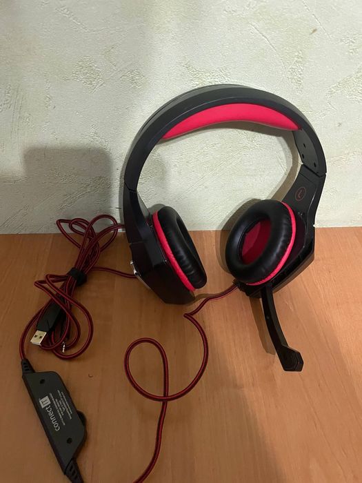 Навушники  з мікрофоном