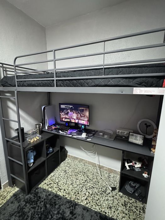 Beliche, Cama com secretária