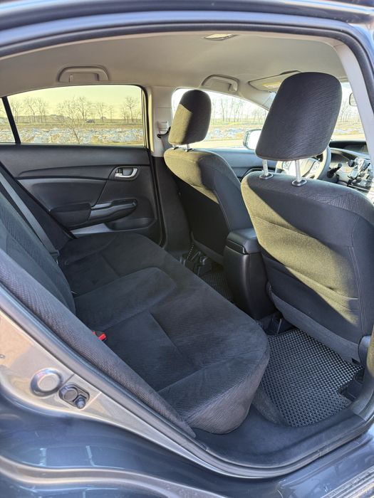 Honda Civic 1.8 AT •2013•