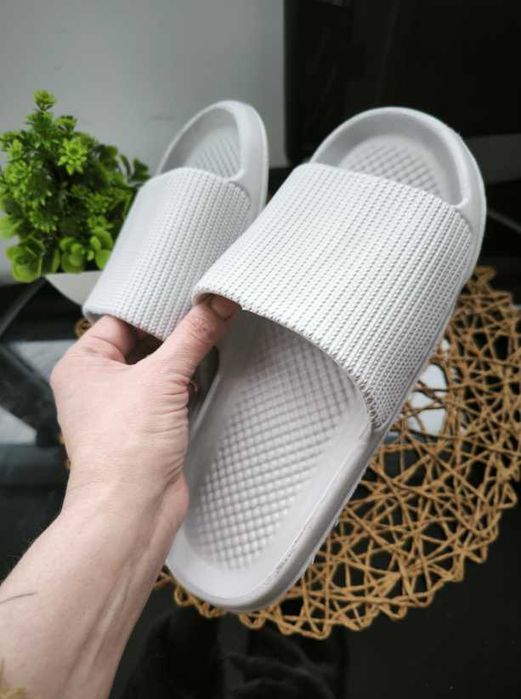 Шльопанці (устілка - 25 см)