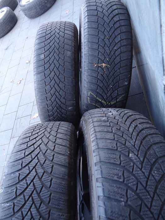 Czarne alufelgi Alutec Raptr 17 cali 5x112 VW Audi Seat Skoda Mercedes