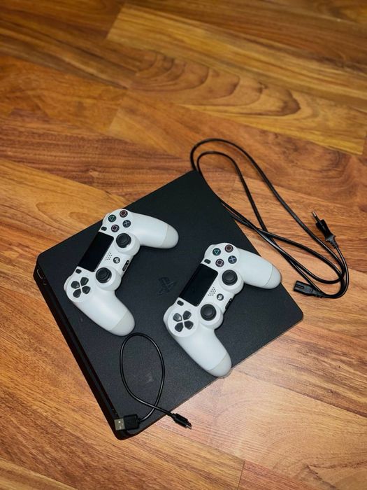 Ps 4 slim 1 tb продам