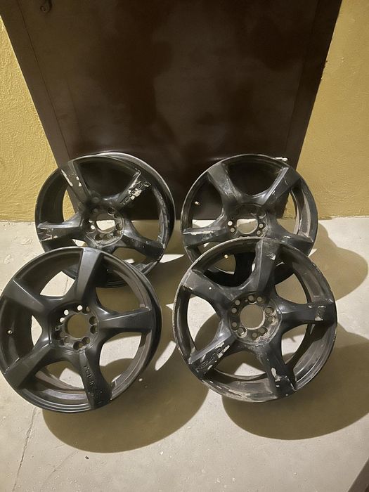 Диски Ford focus R17 Розболтовка 5*108