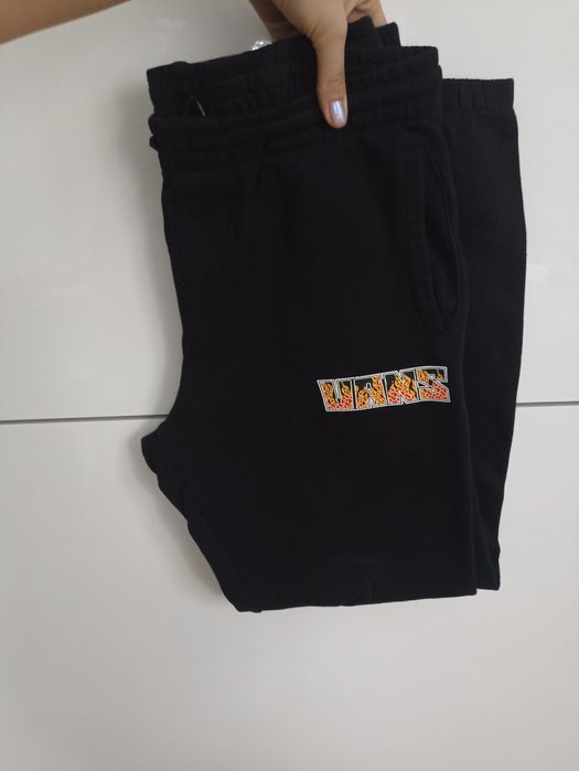 Spodnie dresowe VANS L- młodzieżowe