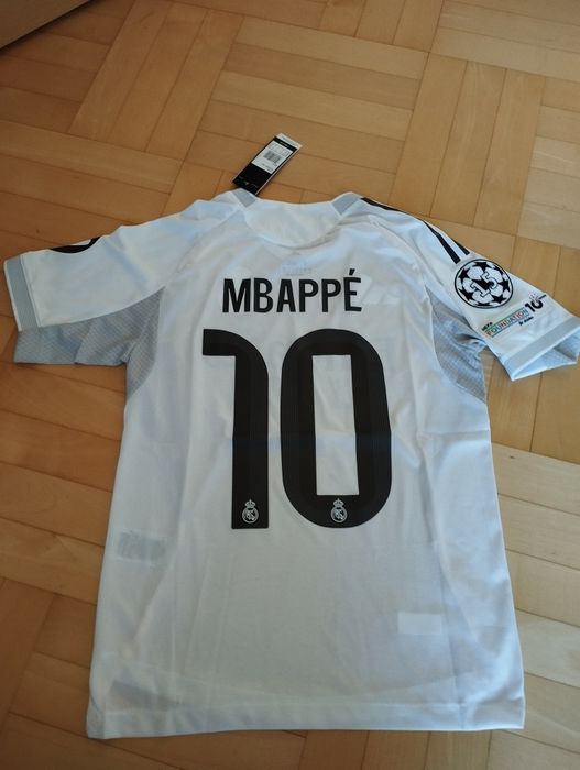 Koszulka piłkarska Mbappe Real Madryt rozmiar S