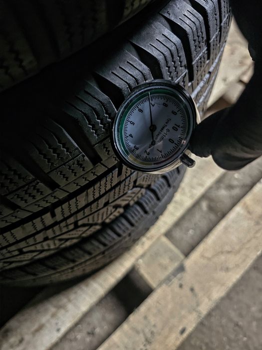 Зимові 215/60r17 Hankook | 2022 | 8/7mm | Hungary | Преміум шини/Ідеал