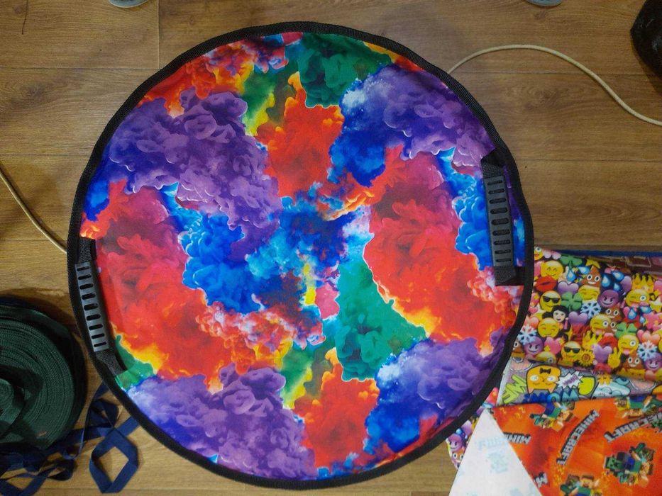 Льодянка м'яка з ручками, тюбінг (Виробництво, багато різних малюнків)