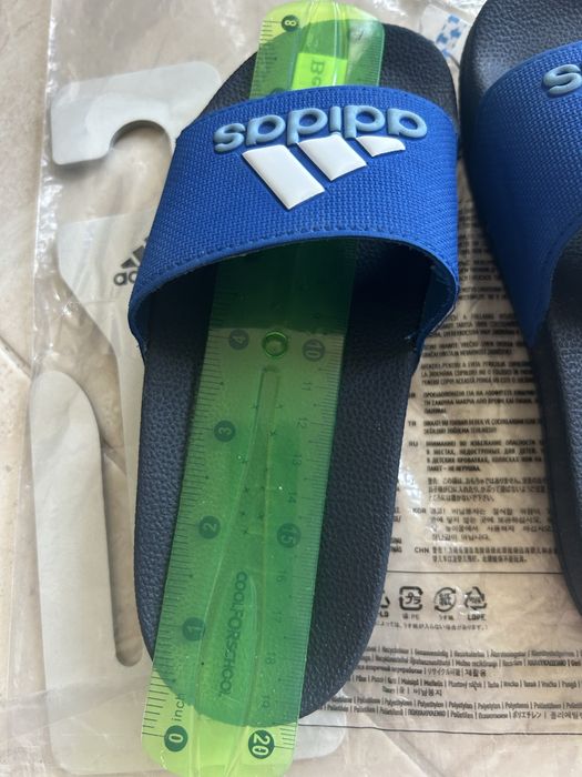 Adidas шльопанці