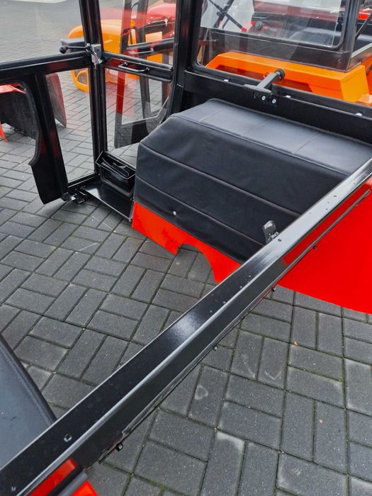 Kabina C360 C330 MTZ Bizon URSUS C-330 C-360 MF235 MF255 super ceny