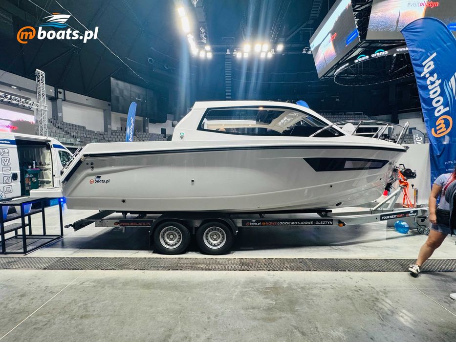 Houseboat: 720 GT dostępna od ręki - bogate wyposażenie