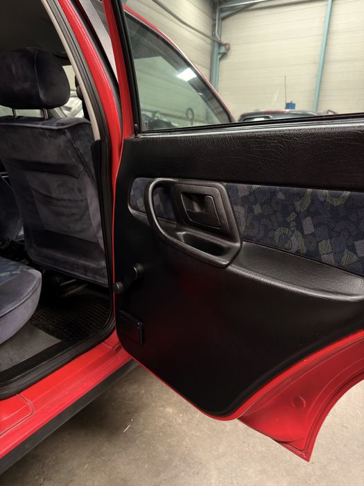 Seat ibiza 1.0 sxe muito bom .