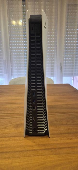 PS5 825GB Com Caixa + Jogos