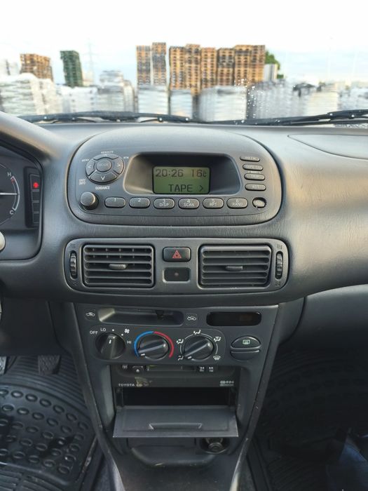 Toyota Corolla e11