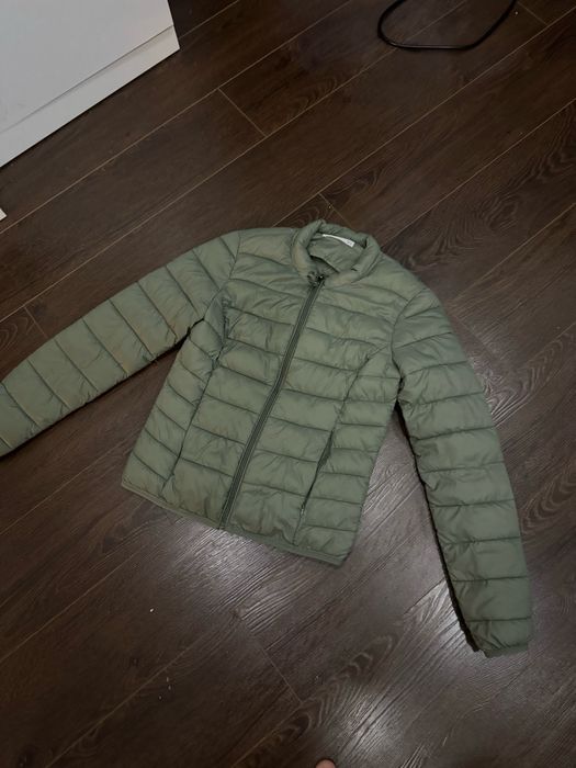 Куртка демісезонна